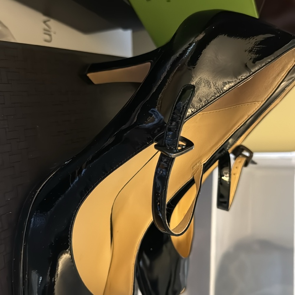 Shoes - Picture 3 of 3